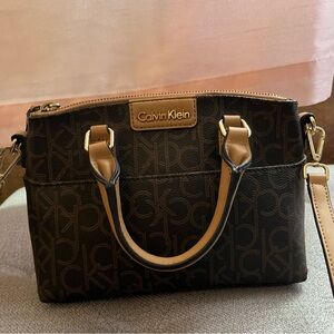 Calvin Klein Crossbody